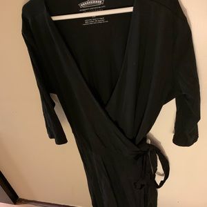 Dressember x Elegantees wrap dress